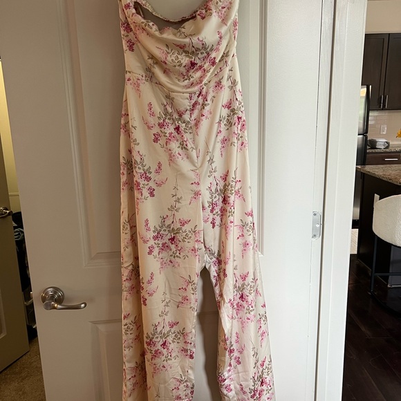 NWT Jumpsuit - Picture 2 of 6